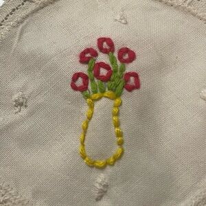 New Vintage Handmade Doilie Battenburg Lace Round Embroidered Floral Design